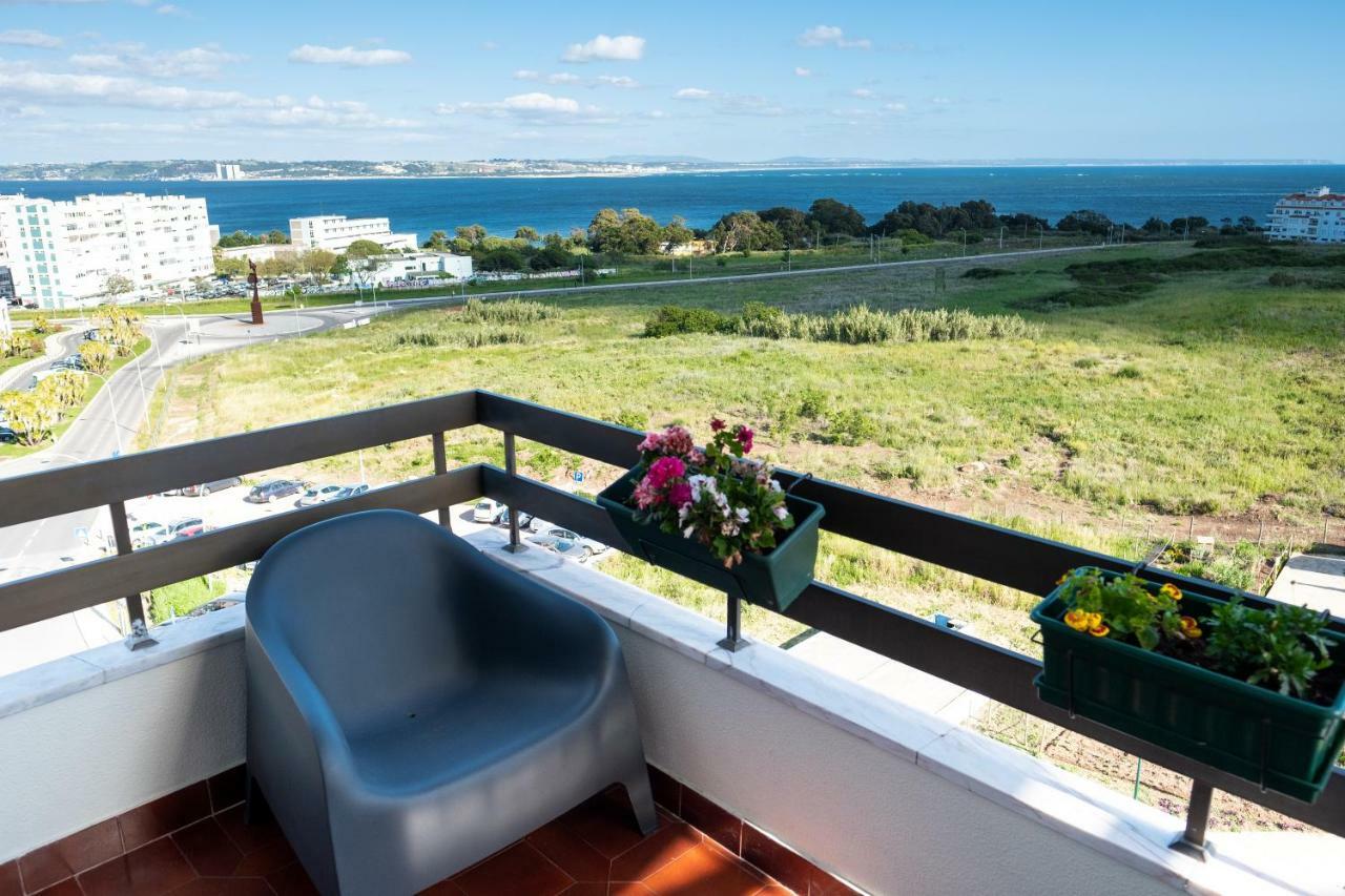 Apartamento Window To The Sea Oeiras Exterior foto